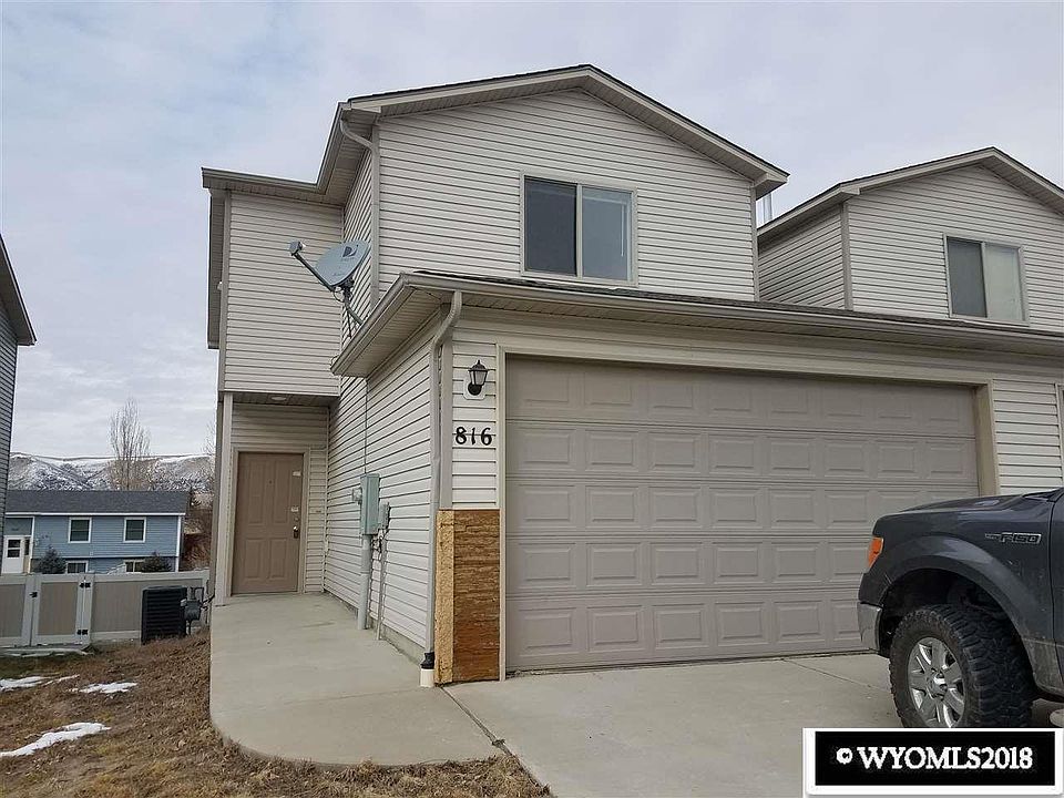 1st image of 816 Blue Sage Way