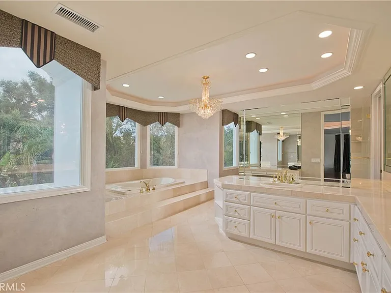 5607 Manley Ct — Photo 27