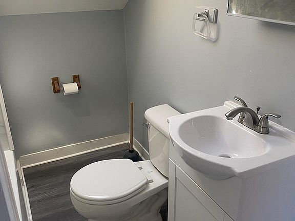 4th image of 26-28 Kimball Ave Floor 3