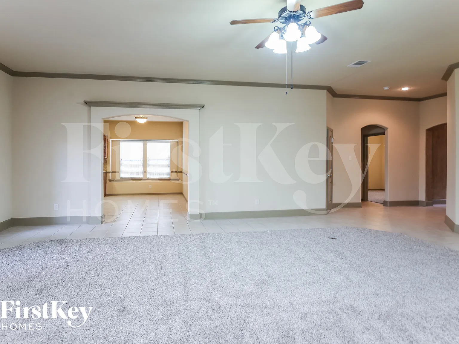 4 bed, 2.0 bath, 2238 sqft, $2,450 — Photo 3