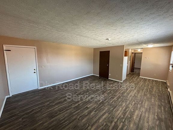 3rd image of 2 Hampshire Ct APT 6