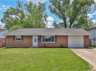 1641 E Crescentville Rd, Cincinnati, OH 45246
