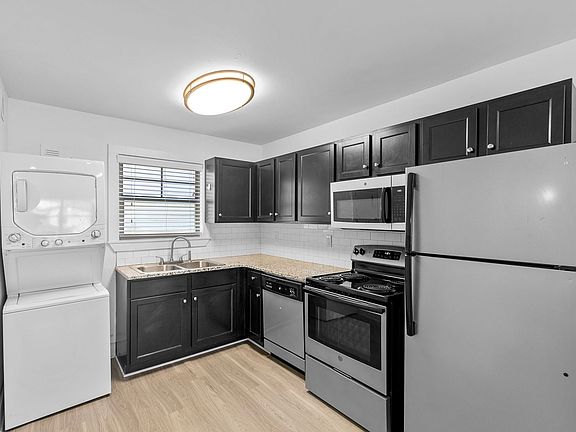5th image of 3820 4th Ave S APT 1