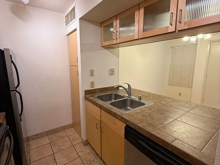 941 Calle Mejia #408 — Photo 4