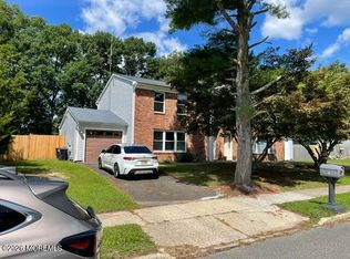39 Mizzen Dr, Barnegat, NJ 08005