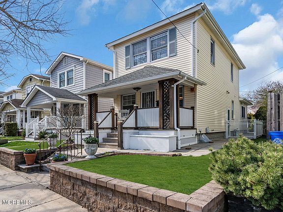 2nd image of 1505 3rd Avenue