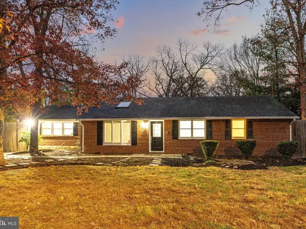 6705 Greenleaf St, Springfield, VA 22150