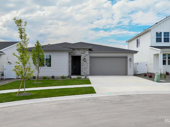 8425 S Wavecrest Way, Kuna, ID 83634