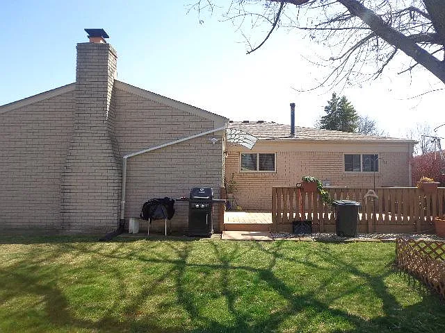 41749 Mary Kay Dr — Photo 2