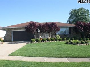 1261 Sheridan Dr, Parma, OH 44134