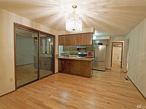 5th image of 4805 34th Ct SE