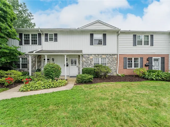 19692 Lorain Rd, Cleveland, OH 44126