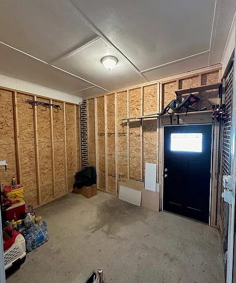 4526 Cedar Springs Rd — Photo 27