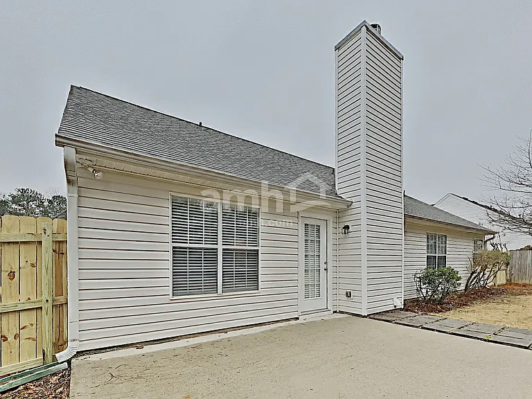 2462 Heatherton Ct — Photo 19