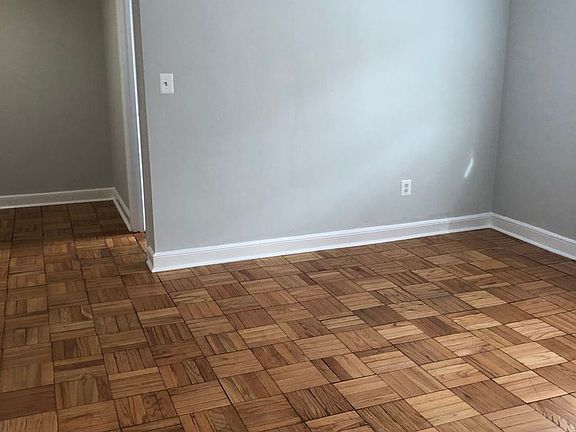 4th image of 1720 N Quinn St APT 302