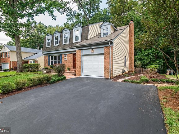 4th image of 1411 Fallswood Dr #10