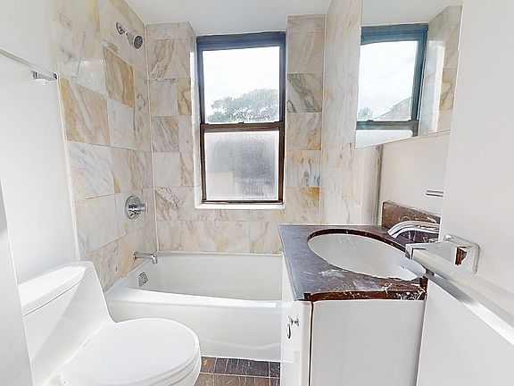 4th image of 516 E 13th St APT 6