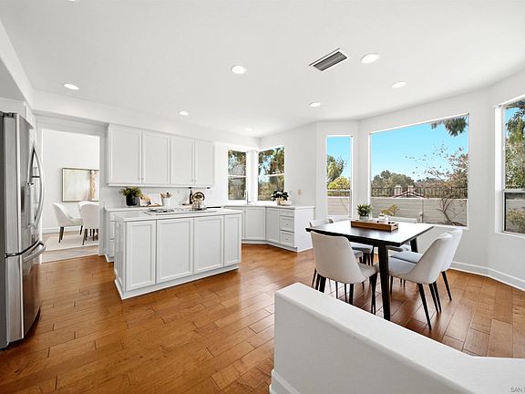 5th image of 12797 Jordan Ridge Ct