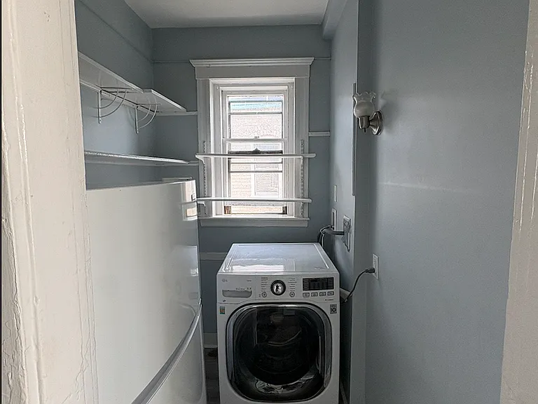 49 Hooker St #3 — Photo 6