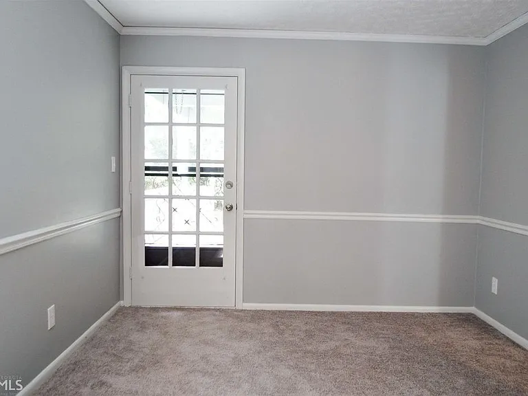 197 Woodstone Dr — Photo 1