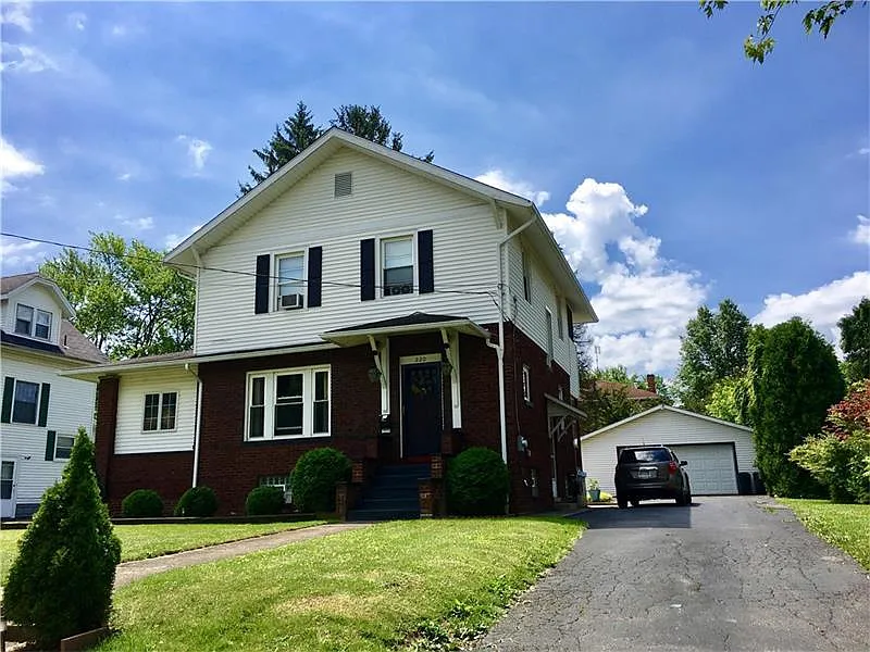 220 E Fairfield Ave photo 1