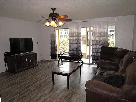 4th image of 200 Country Club Dr APT 705
