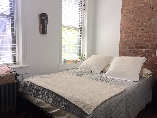 Rented by Corcoran | media 11