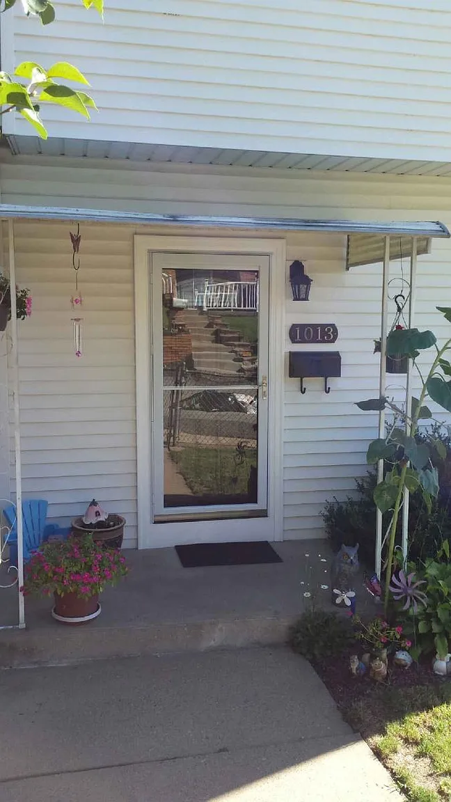 1013 Bayridge Ave photo 1