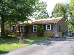 17812 Greentree Ter, Hagerstown, MD