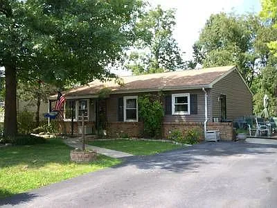 17812 Greentree Ter photo 1