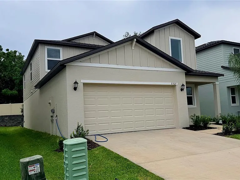 7727 Abagail Dr — Photo 3