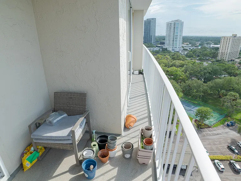 2611 Bayshore Blvd — Photo 15