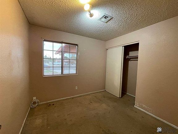 5th image of 3189 W 31st Ln