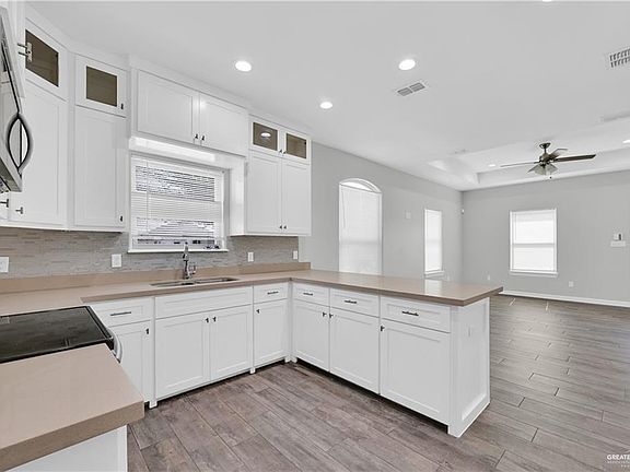 4th image of 1909 W Harrison St APT 4
