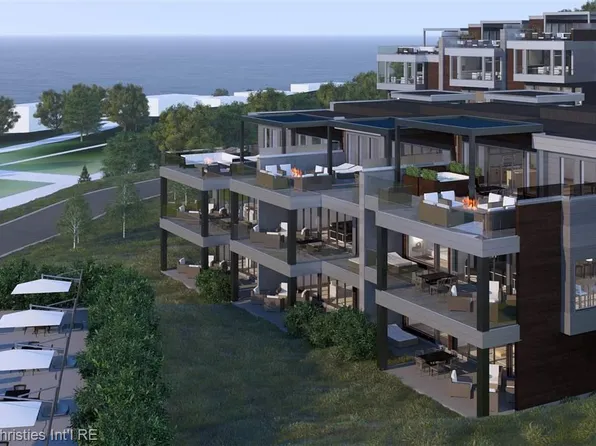 3575 Charlevoix Ave #9, Petoskey, MI 49770