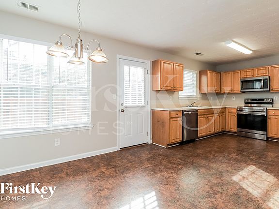 5th image of 1715 Cape Fear Way