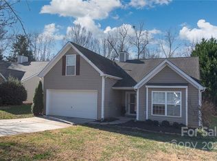 1472 Deer Forest Dr, Fort Mill, SC 29715