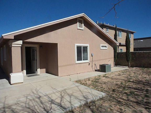 2nd image of 12318 Sombra Grande Dr