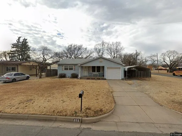 855 N Illinois Ave, Wichita, KS 67203