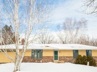 3356 Gunflint Trl, Rockford, IL 61109