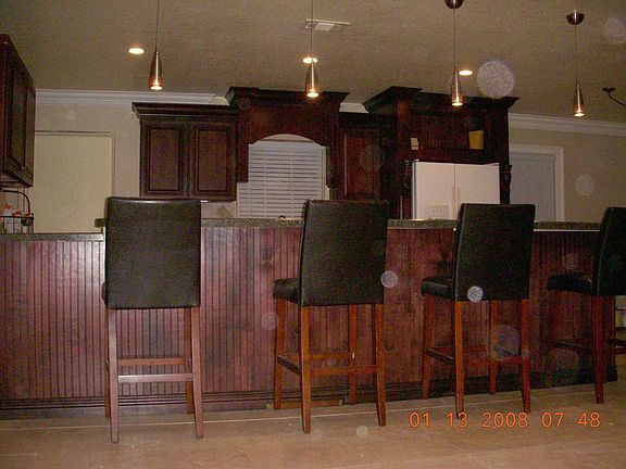 This is looking from the family room into the Kitchen 