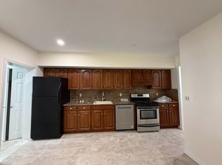 2540 44th St, Astoria, NY 11103