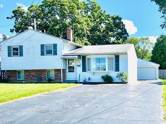 2nd image of 7766 Fern Dr