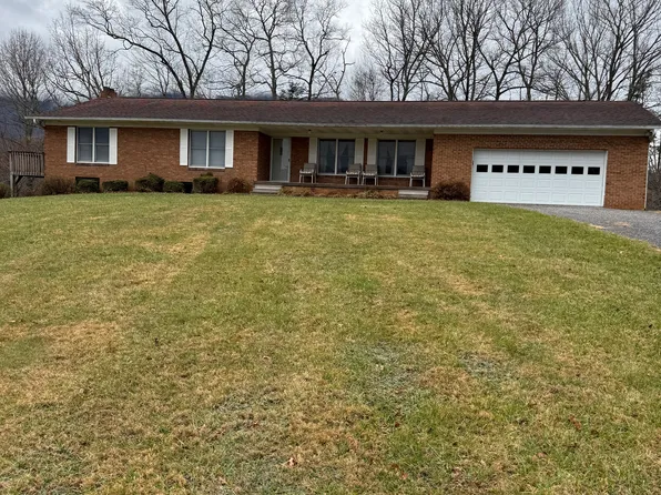 195 Casual Way, Burnsville, NC 28714