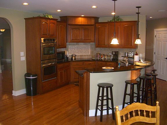 Kitchen - NE view