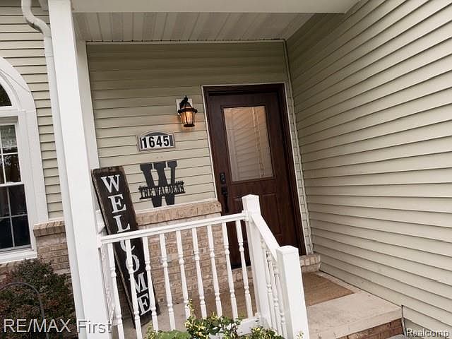 1645 Sarah Ln, photo 4