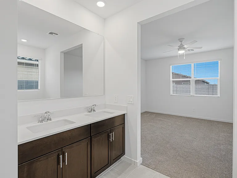 2520 E Grenache Rd — Photo 38