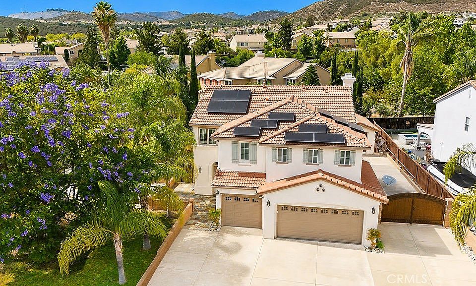 1st image of 27744 Crestknoll Ct