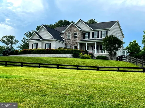 38166 Audrey Ct, Hamilton, VA 20158