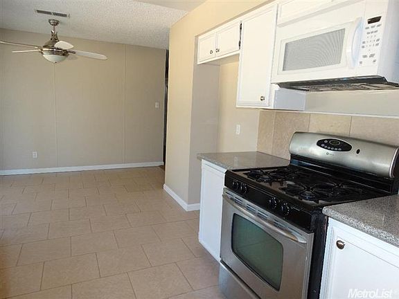 4th image of 8553 Elaine Dr